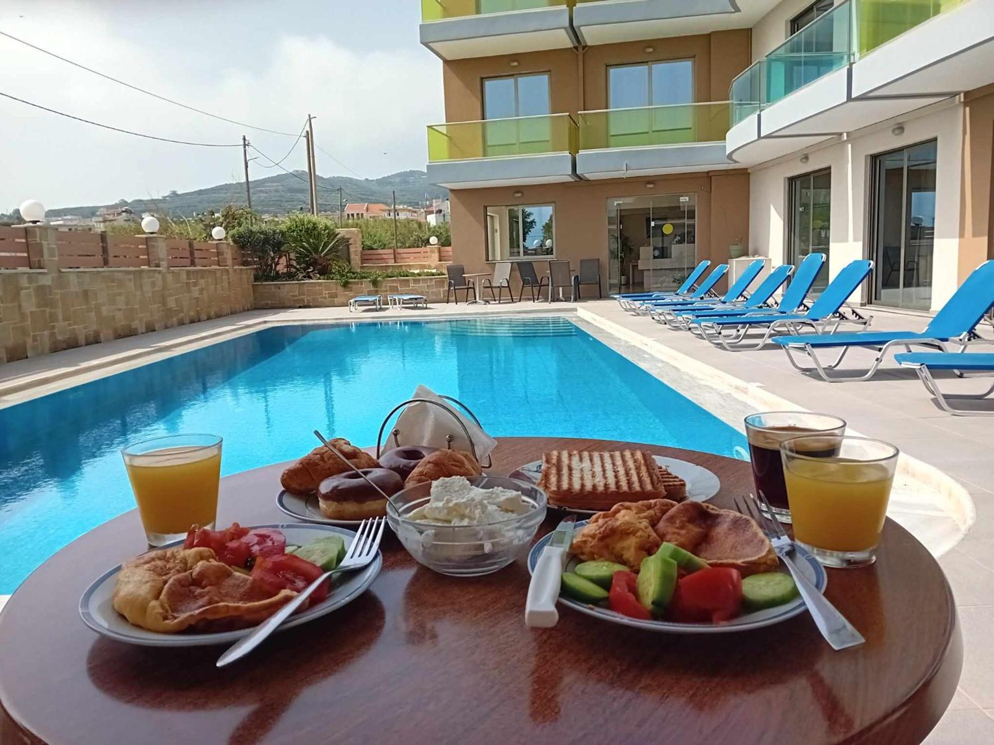 קיסאמוס Crystal Bay Hotel מראה חיצוני תמונה