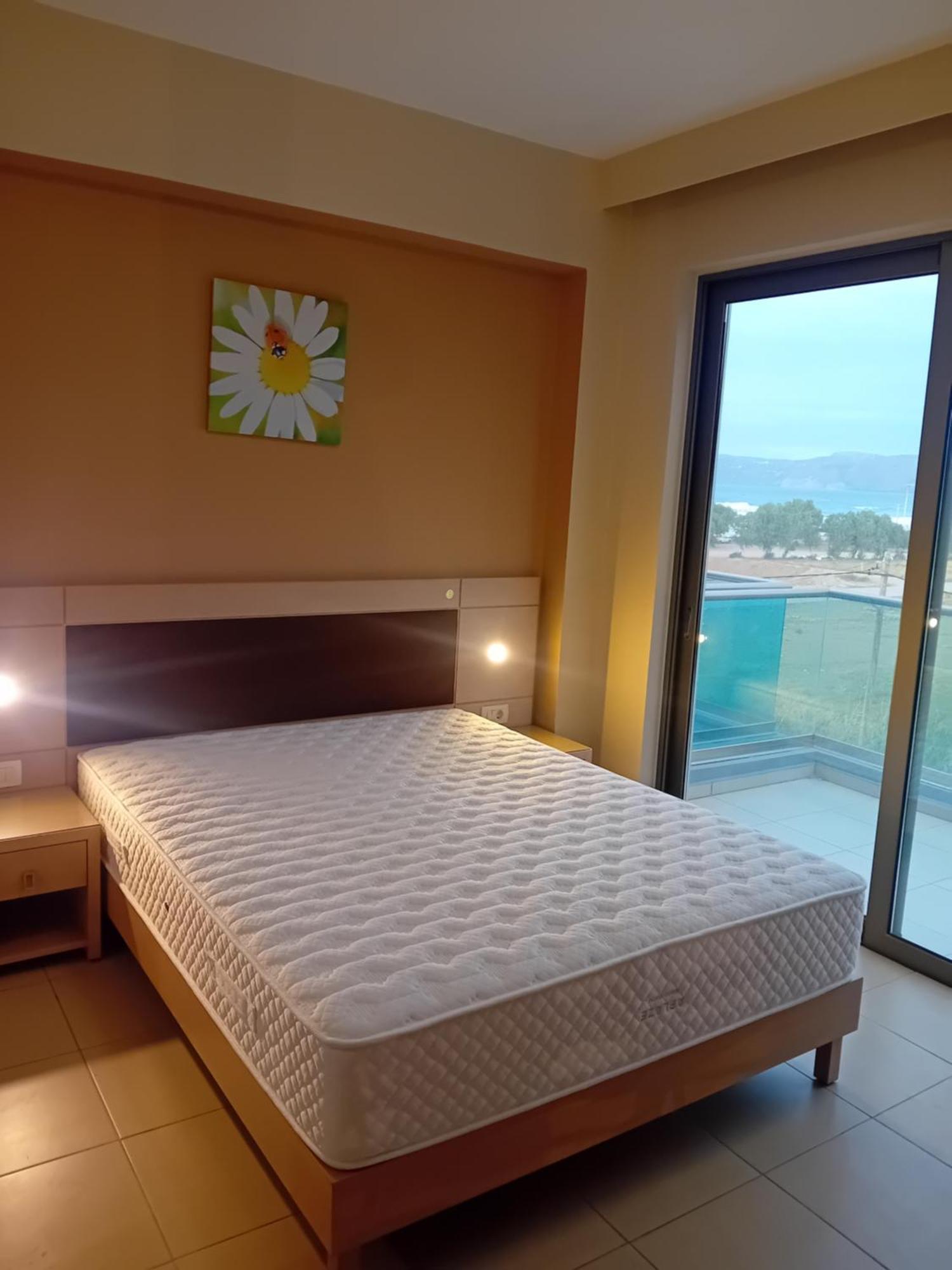קיסאמוס Crystal Bay Hotel מראה חיצוני תמונה